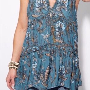 Floral Blue Sleeveless Top. Free People Haze Top. NWOT